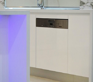 Inspired Kitchen wardroom-16